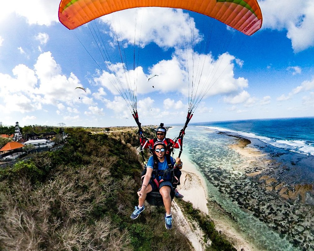 Paragliding Nusa dua